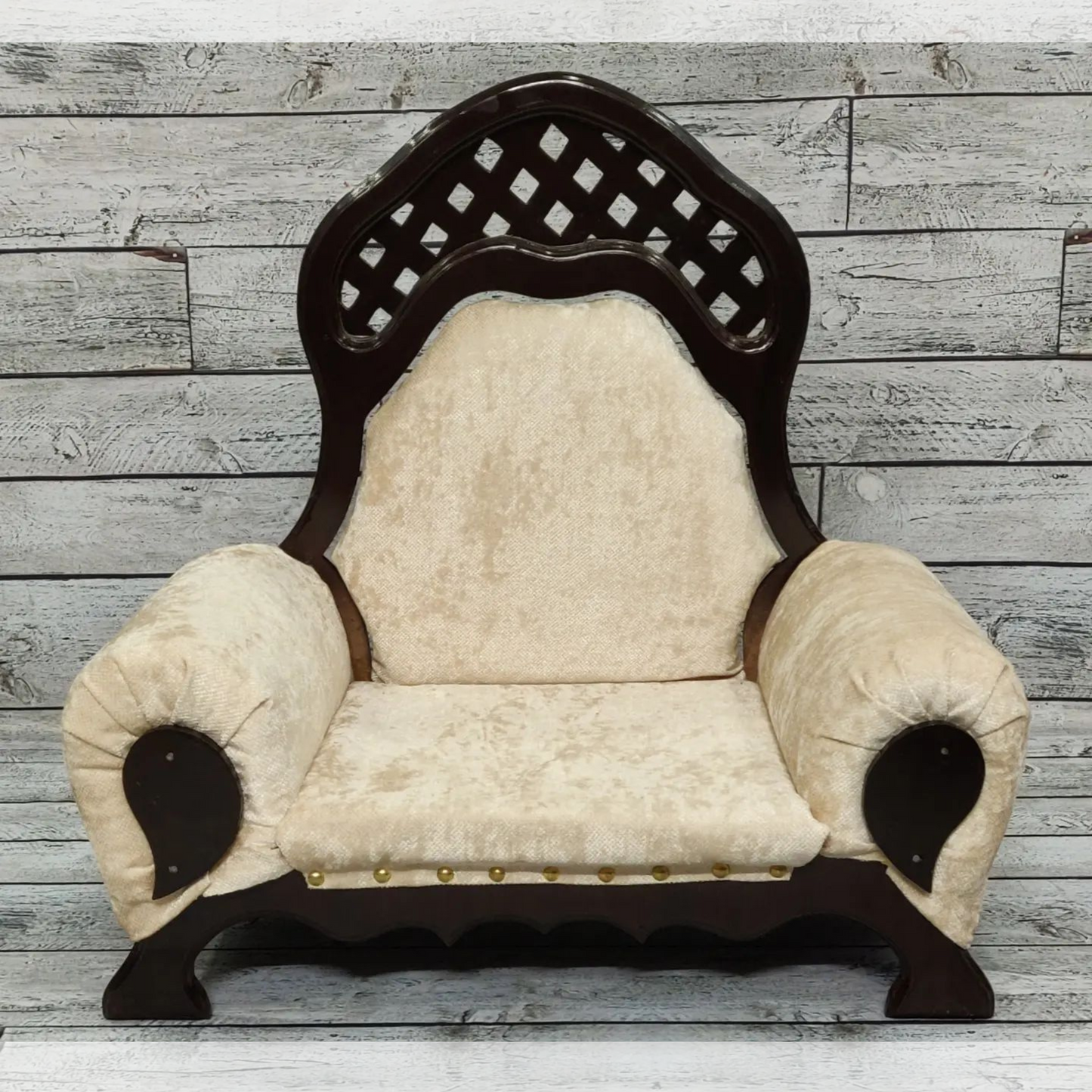 Traditional sofa type 4