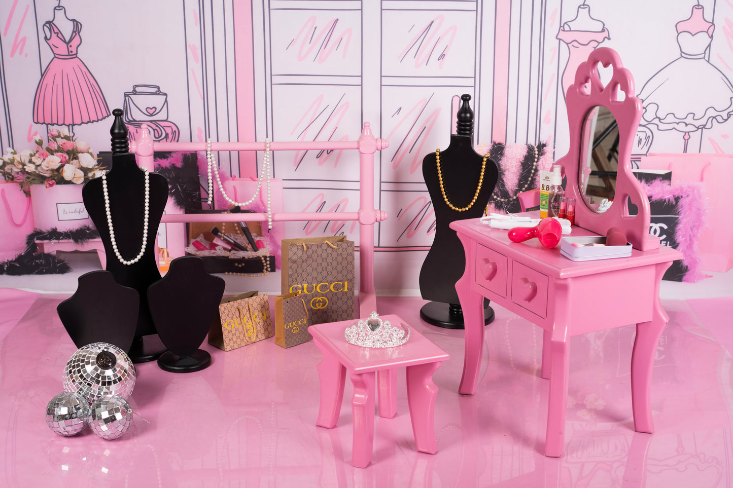 Dressing Table Baby Photoshoot Prop with Stool – Elegant Vanity Setup