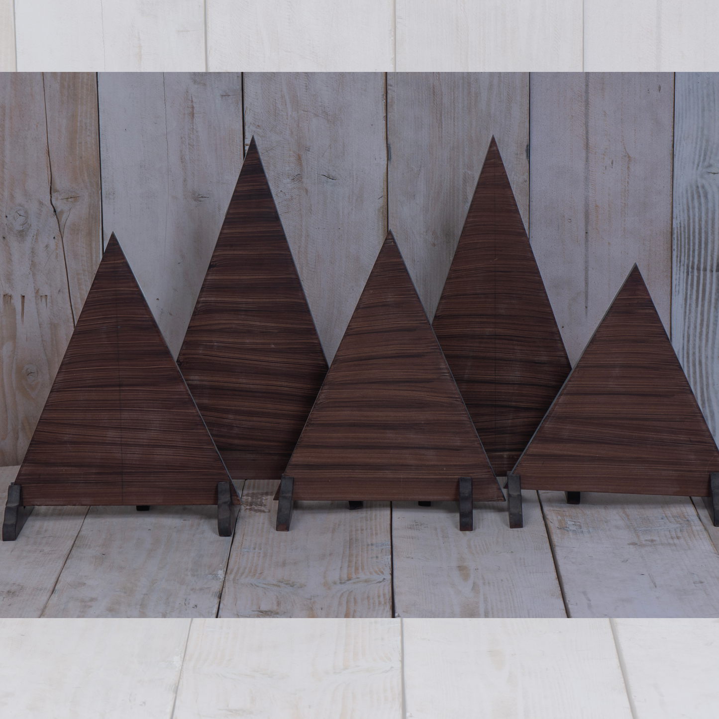 Dual side Mountains