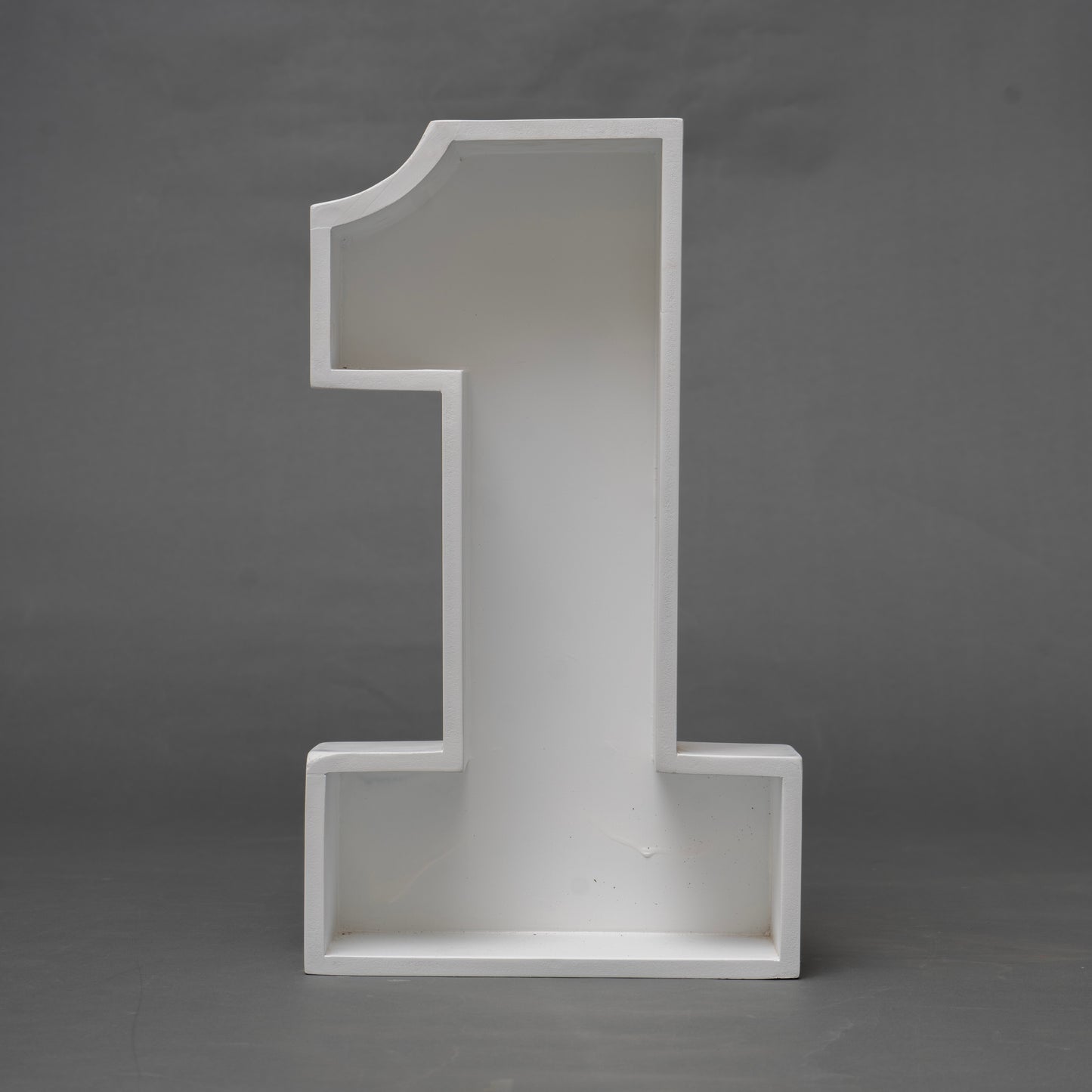 Hollow Numeric 1